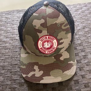 Justin Moore trucker hat